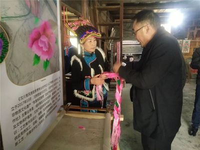 义乌企业家绵虒行 东西协作共谱来料加工新篇章